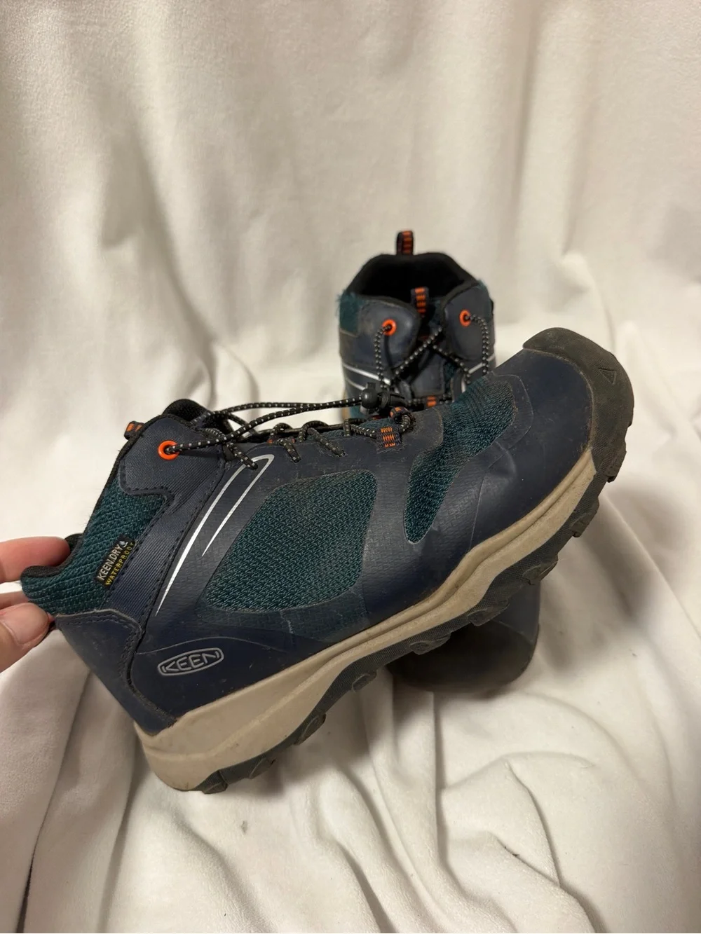 Keen Kids Wanduro Navy and Teal Mid-Top Hiking Boots size 3